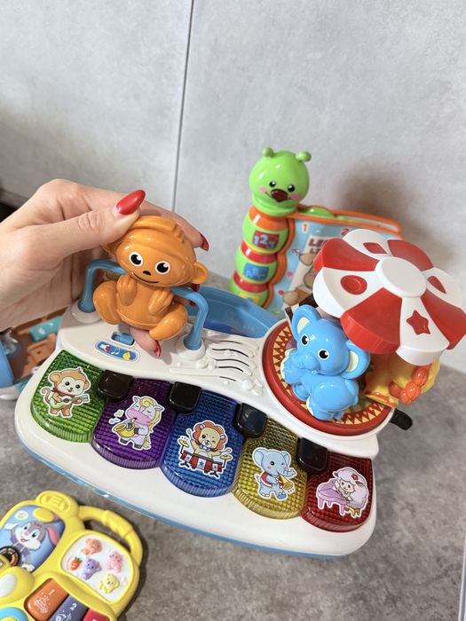 Іграшки розвиваючі музикальні