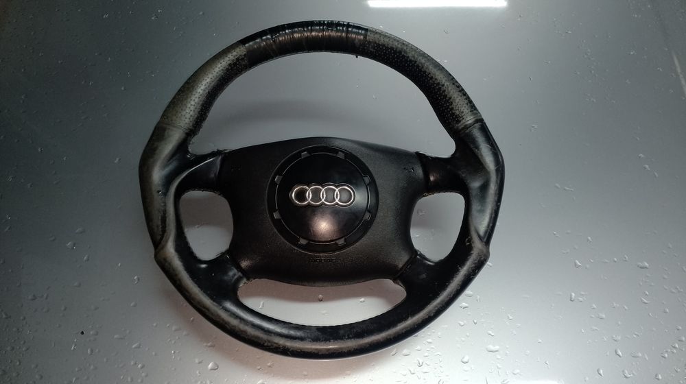 Kierownica Audi A3 8L