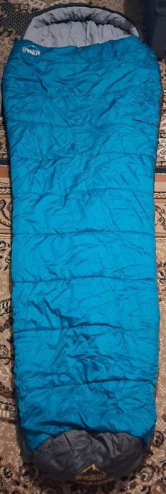 Продам спальний мішок