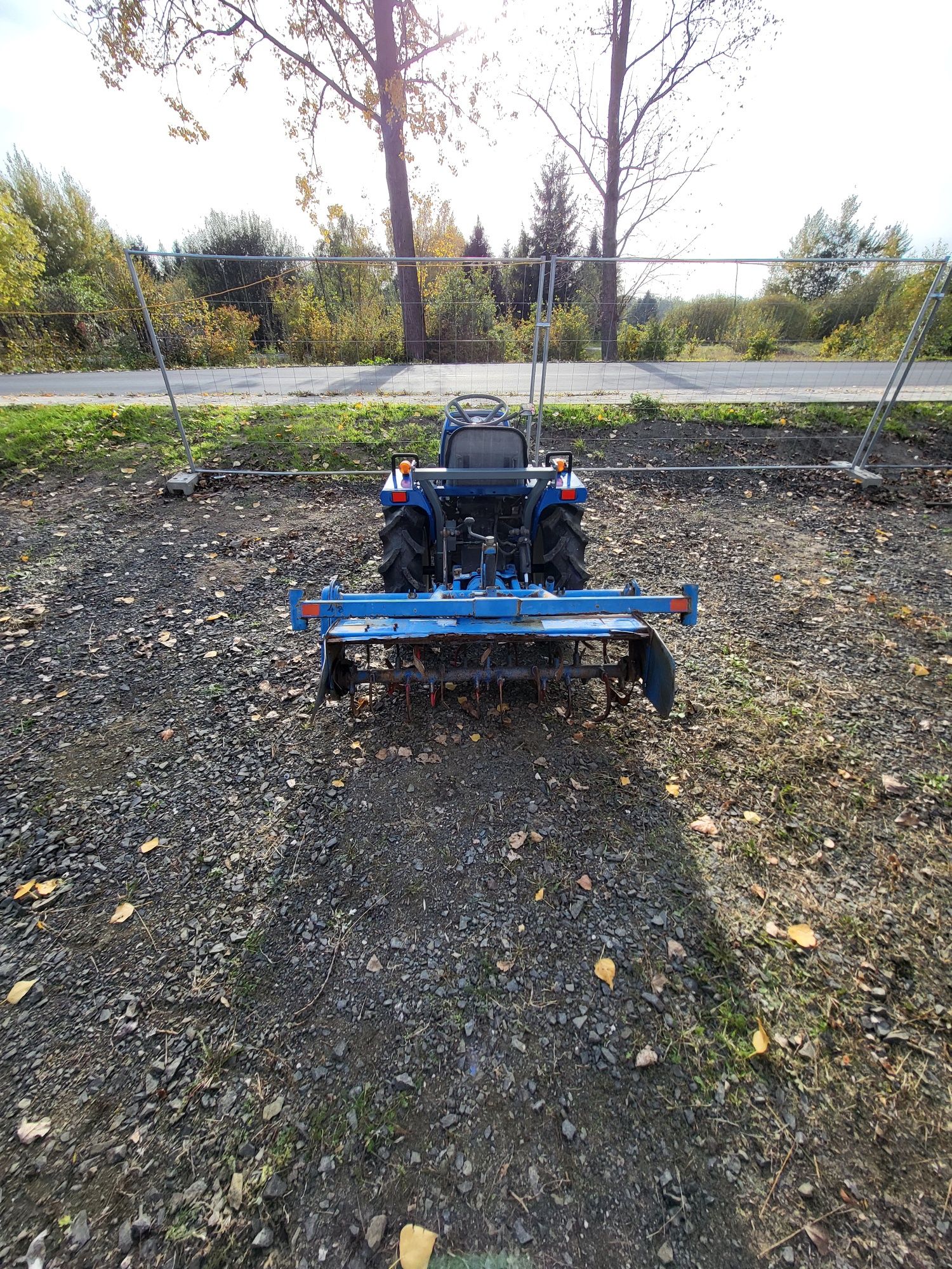 Sprzedam iseki TM17 z glebogryzarką