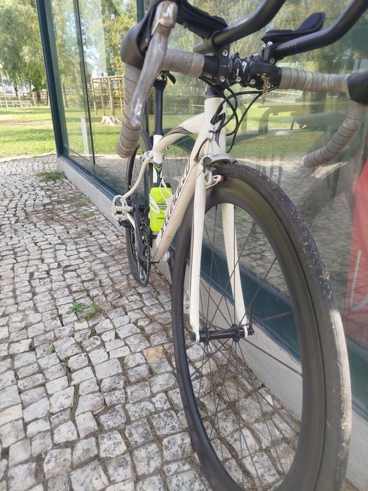Bicicleta de estrada negociavel