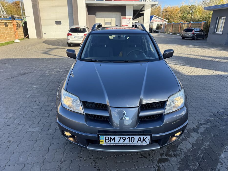 Mitsubishi outlander 4WD