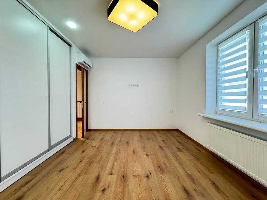 Продаж котеджу с.Малехів з сучасним ремонтом