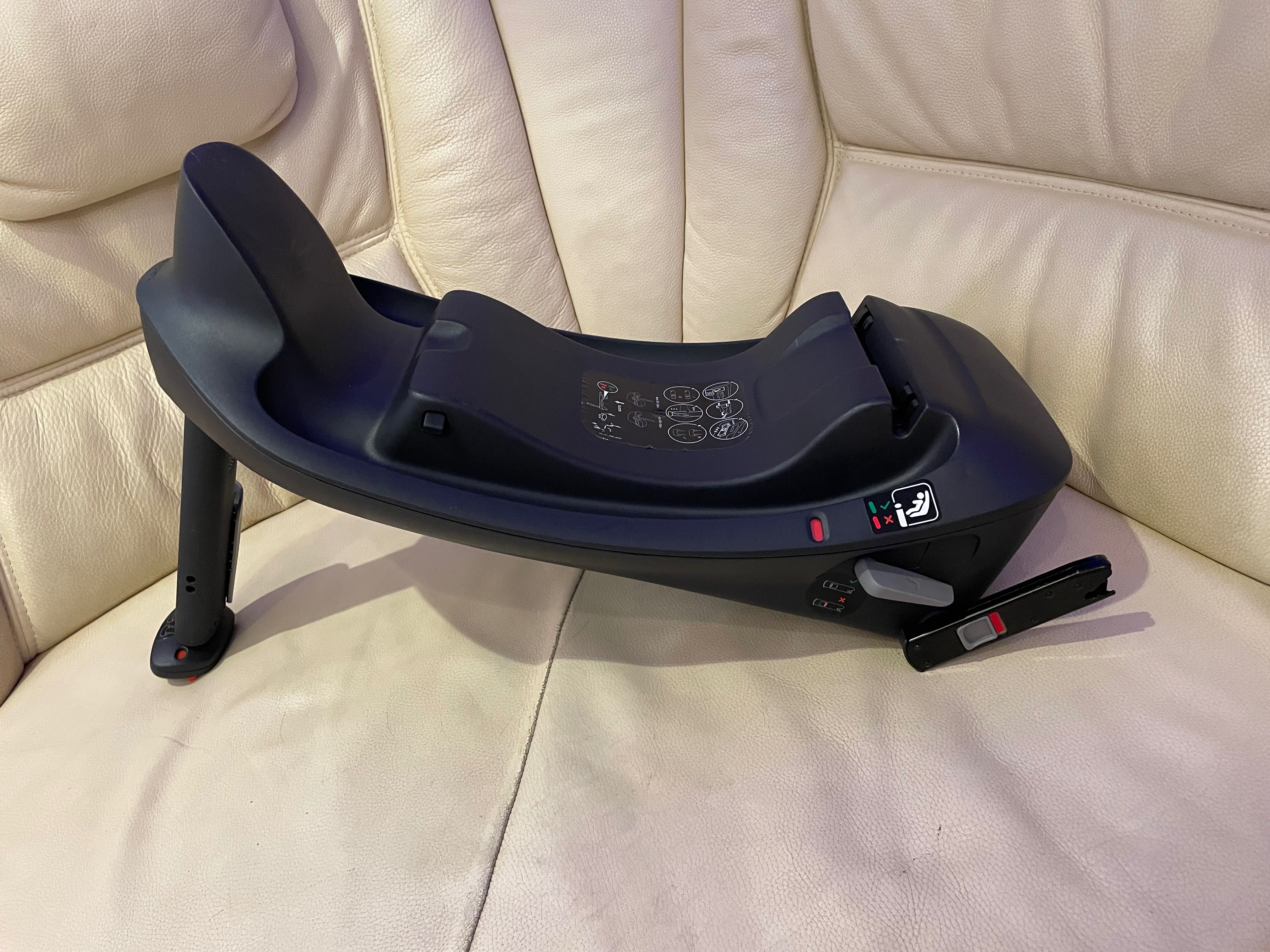 Fotelik samochodowy Cybex Aton B2 + baza +adaptery