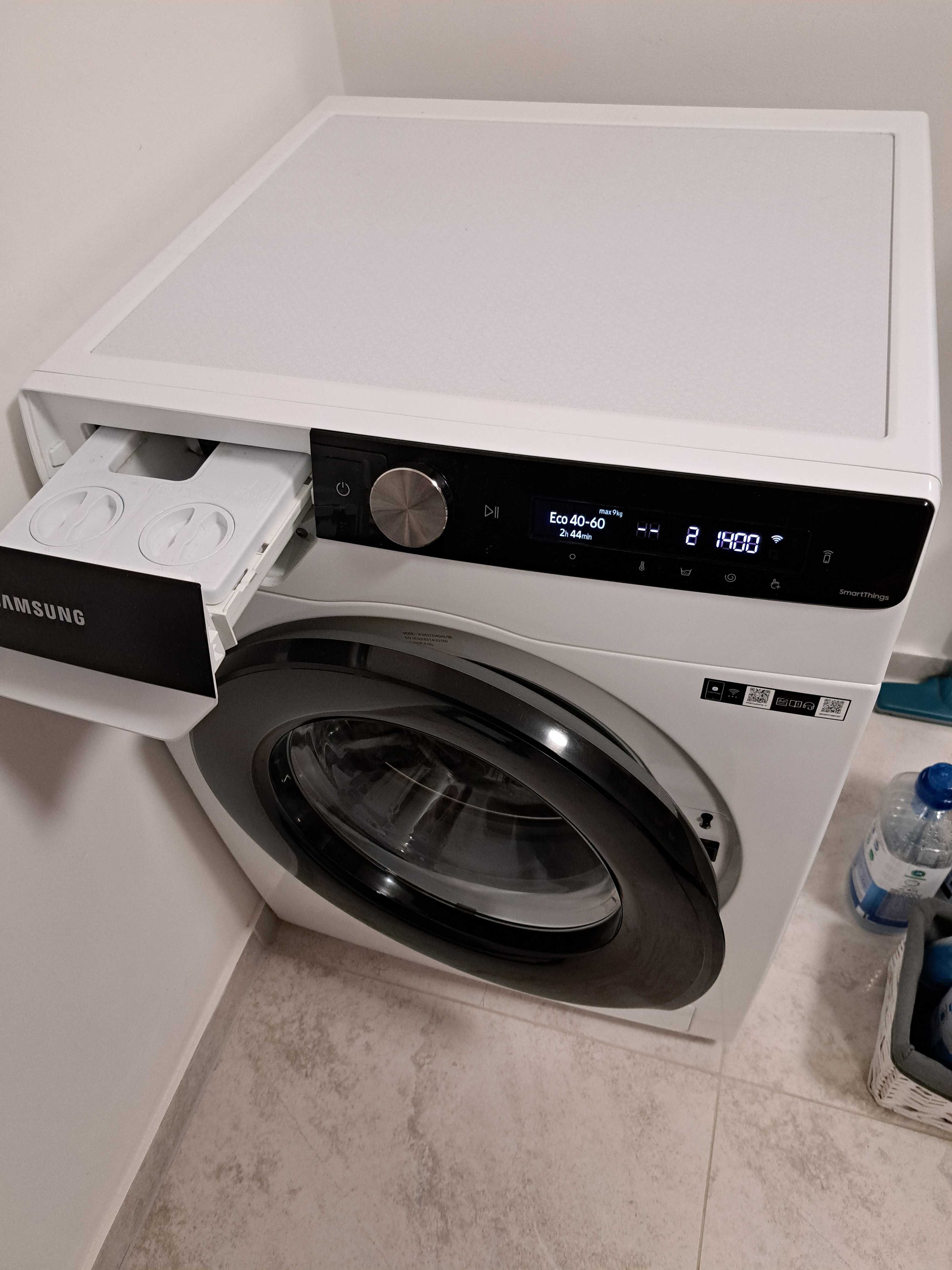 Pralka Samsung 9 kg, automatyczne dozowanie stan bdb
