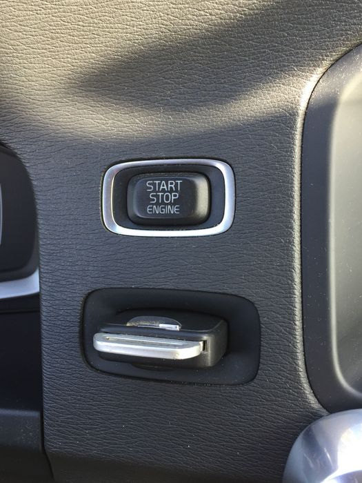 Volvo V60 2014 em óptimo estado