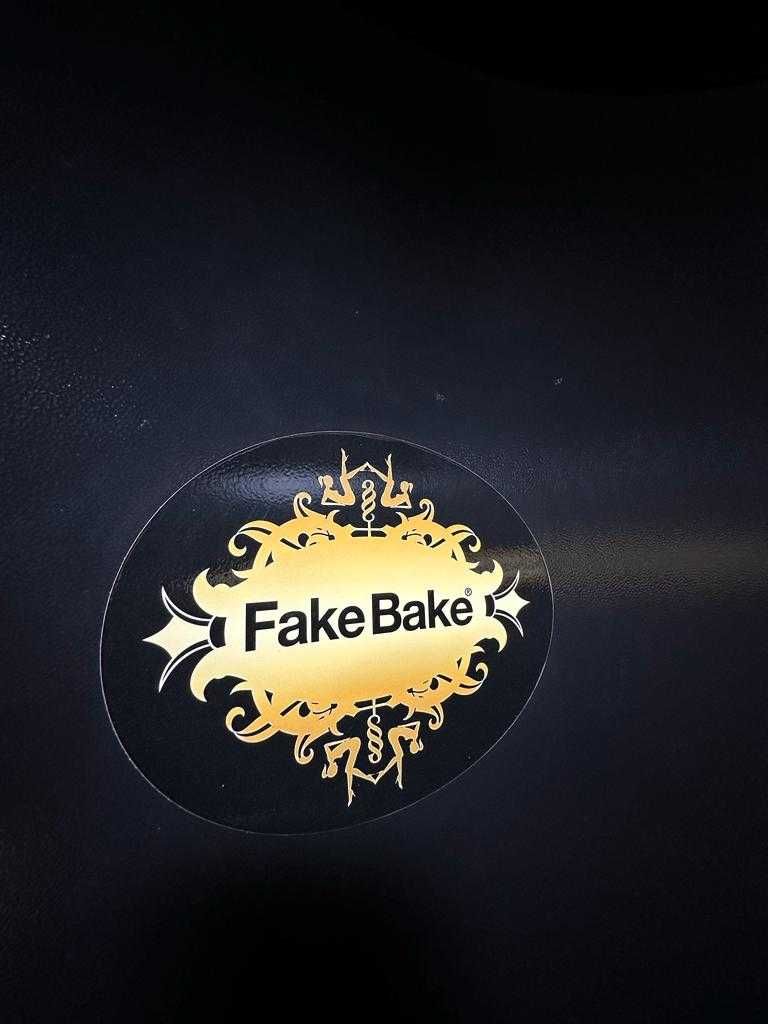 Kabina stacjonarna do opalania natryskowego FAKE BAKE – PRO ELITE