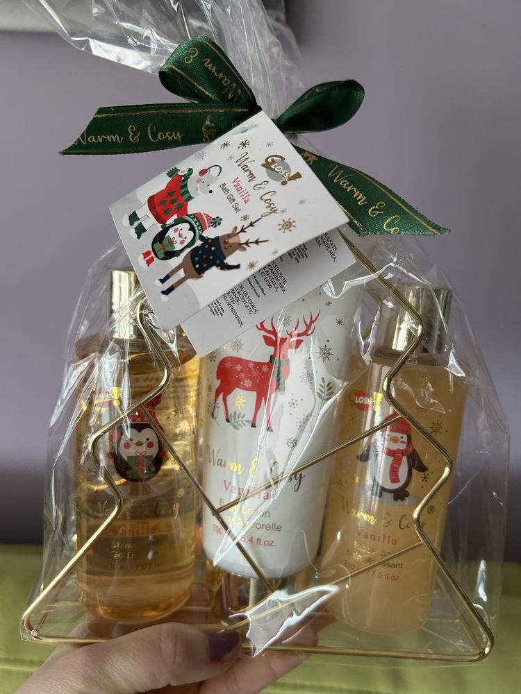 Świąteczny zestaw kosmetyków Warm&cosy Vanilla Bath Gift Set