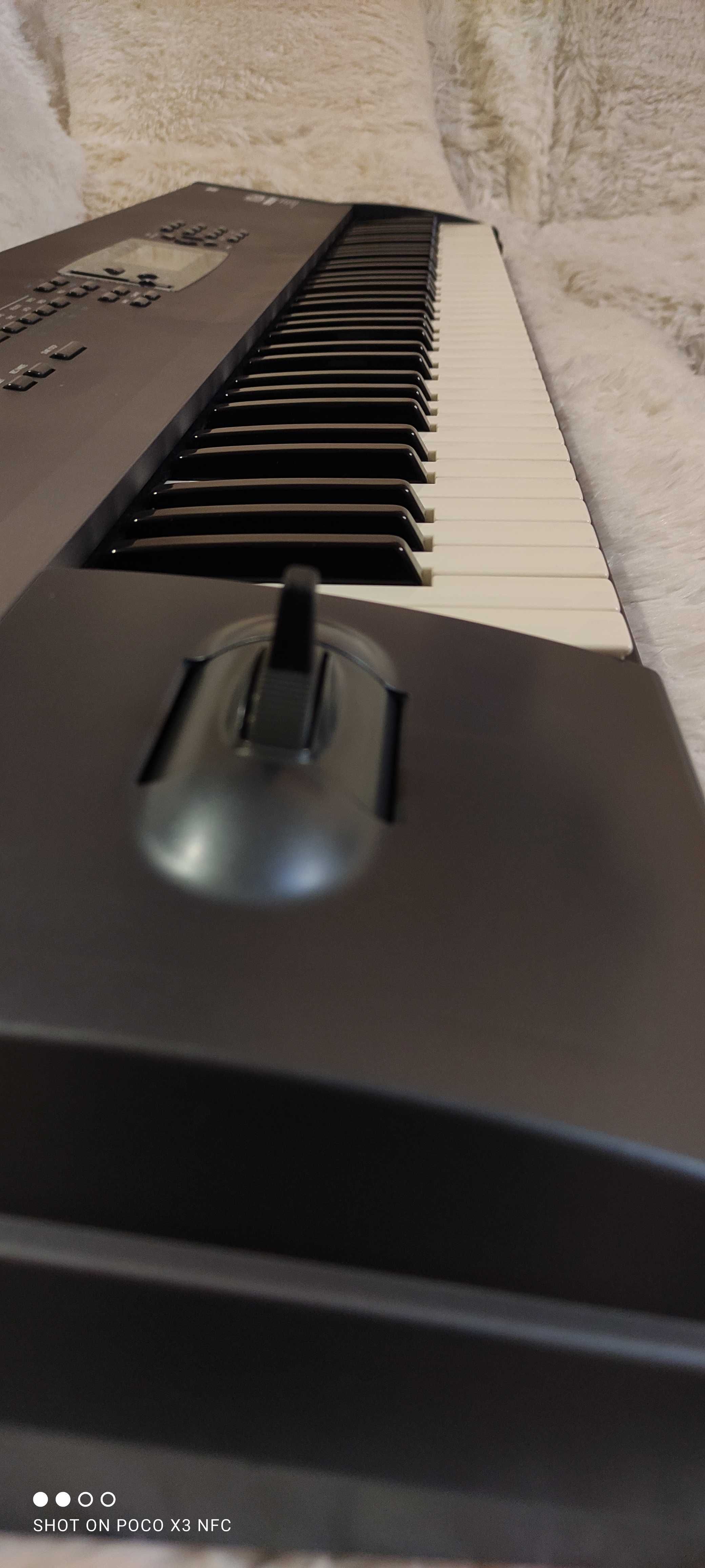 Korg N264 Syntyzator