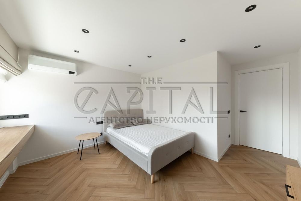 Продаж 4-кімнатної квартири 109м2 в центрі Києва вул. Антоновича
