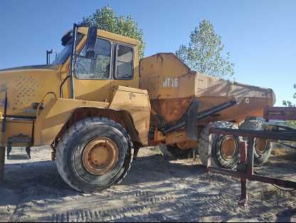 Dumper Moxy MT26