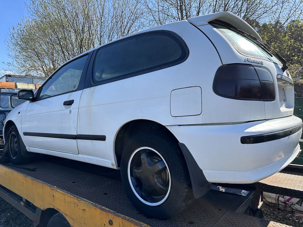 Nissan Almera 2.0d - Para peças