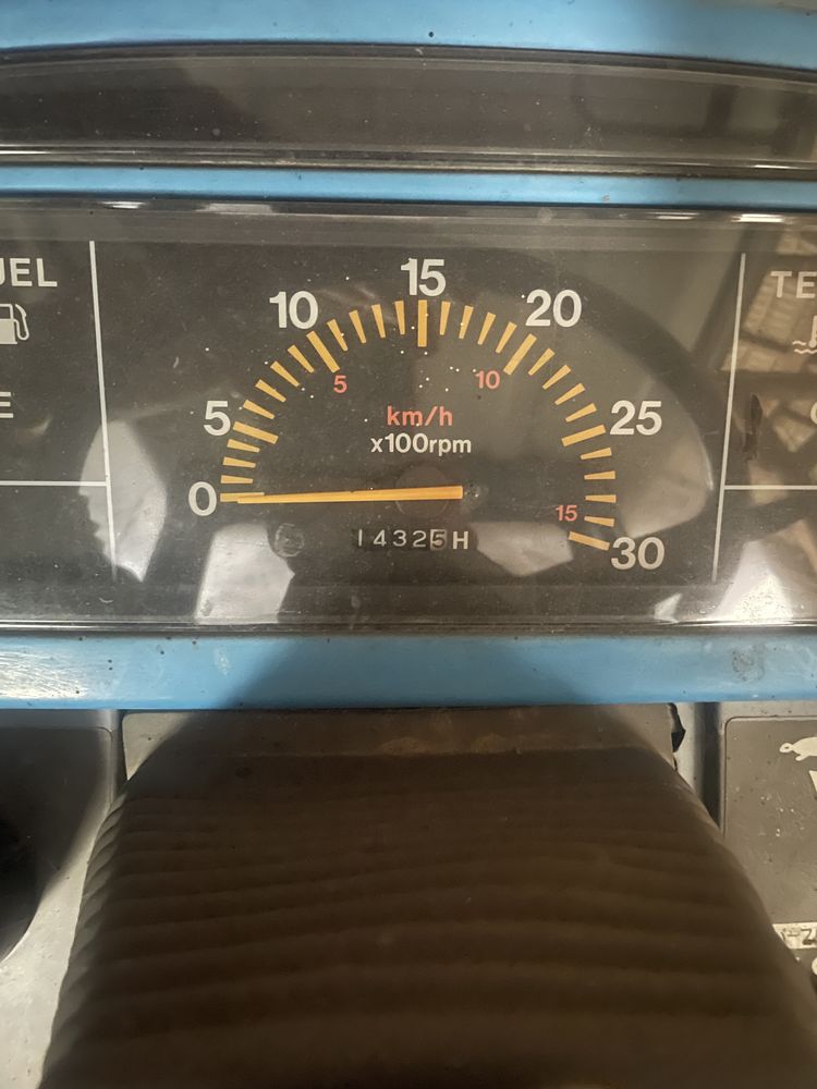 Iseki Sial 23 miniciagnik z plugiem do sniegu mini ciagnik traktorek
