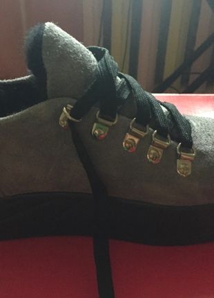 Дизайнерські сліпони на міху 39р