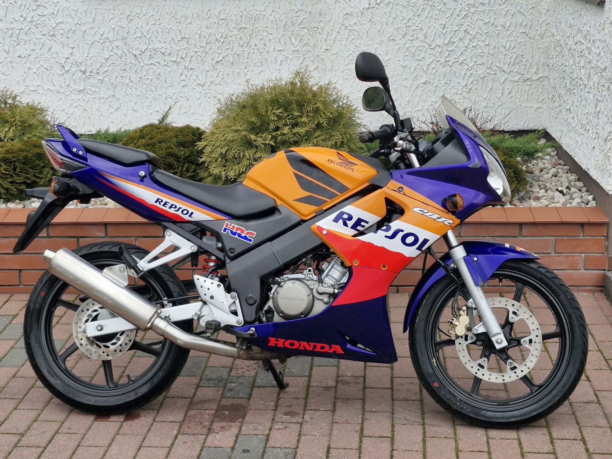 Honda CBR 125 Repsol *Niemcy*NOWE opony * Kat A1 B *