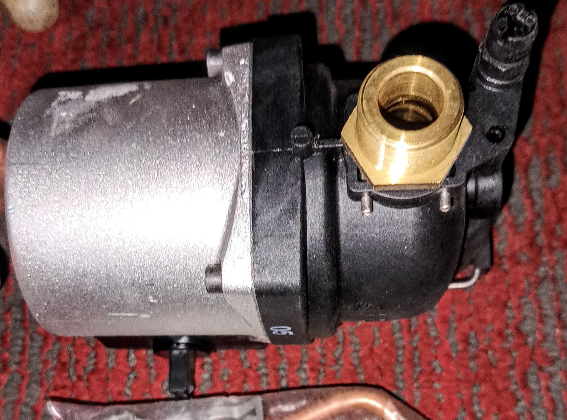 Grundfos циркуляционный насос новый