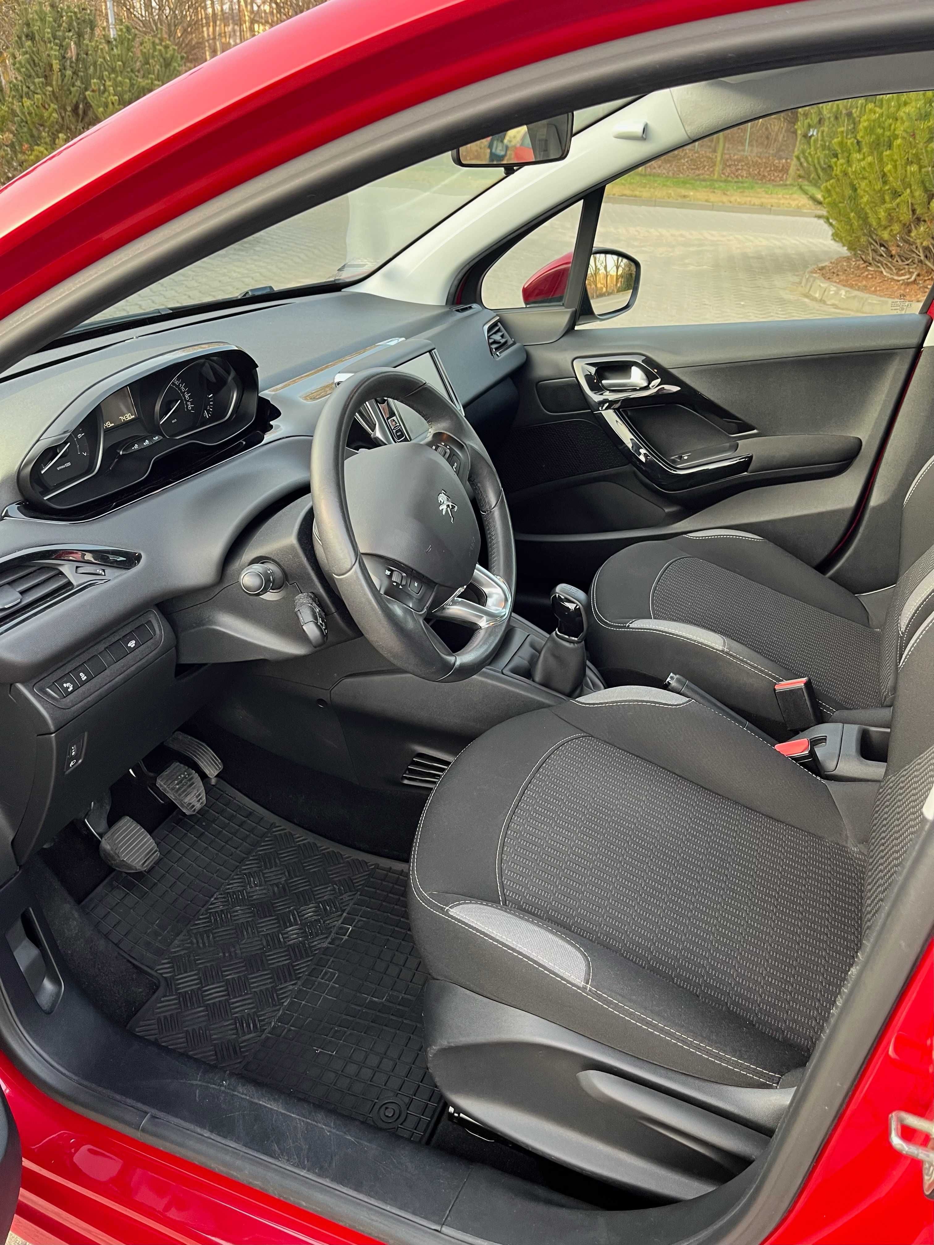 Peugeot 208 1.2 PureTech Active.