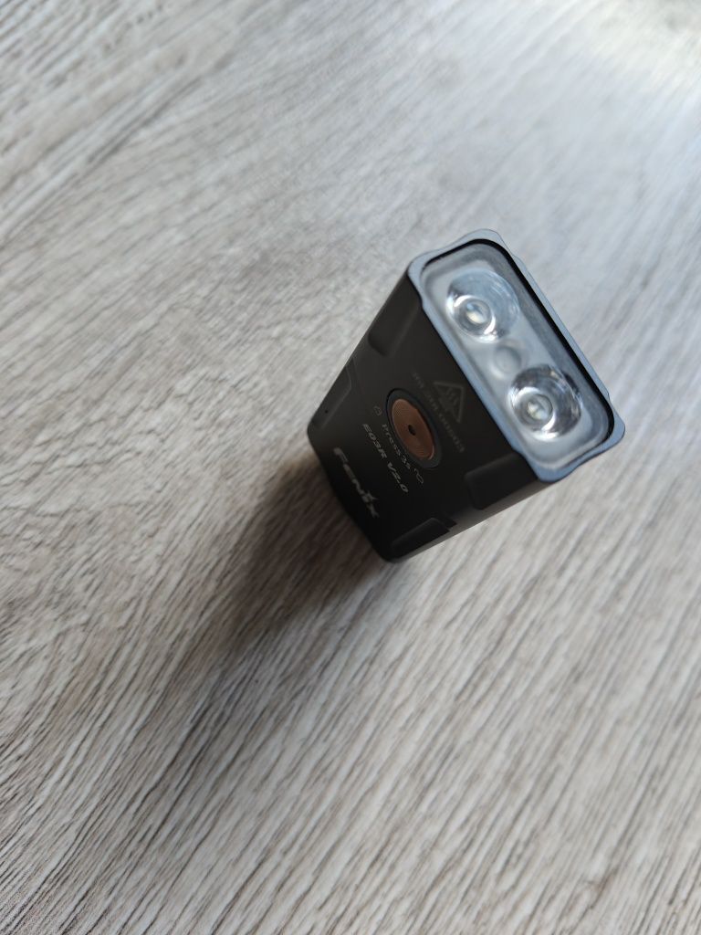 Latarka Fenix E03R v.2.0 jak nowa