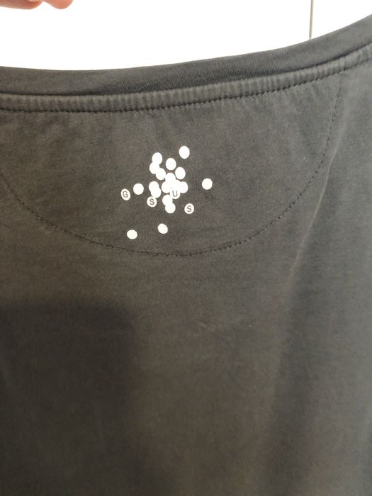 Sukienka szara z zamkiem, marka Gsus – oryginalny design