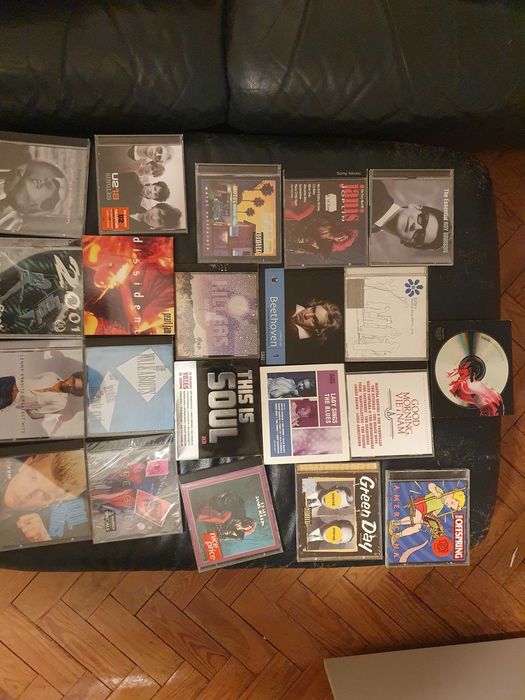 CD's Originais em excelente estado para venda.