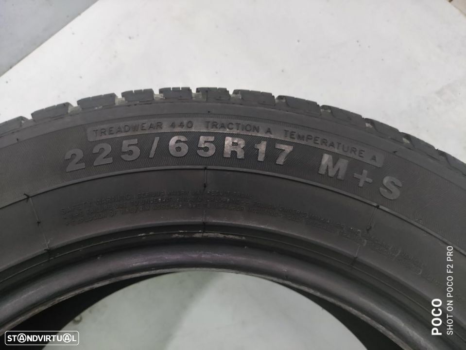 2 pneus semi novos 225-65r17 hifly - Oferta dos portes - 110 Euros