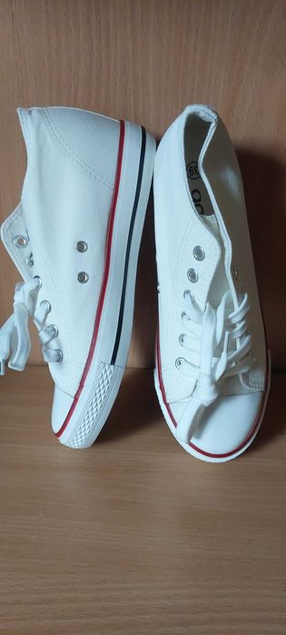 Trampki damskie nowe