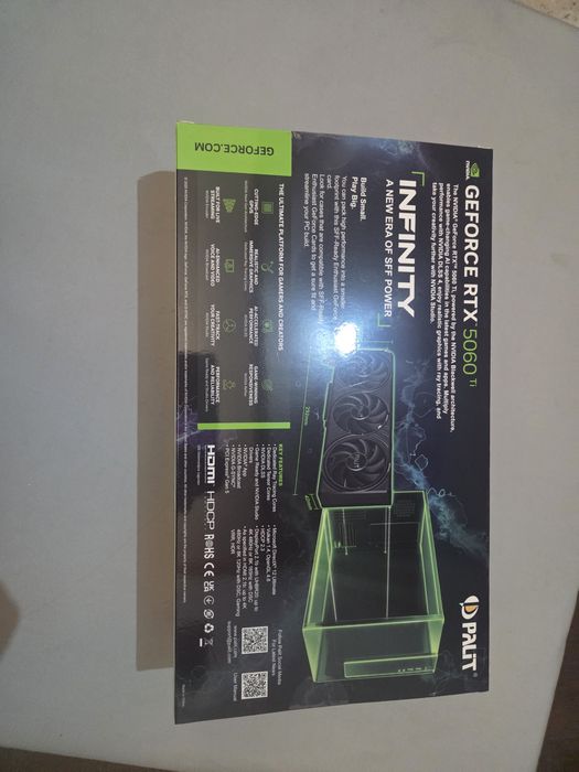 Pudełko po karcie graficznej Palit Geforce RTX 5060 Ti 8GB (ze zdjecia