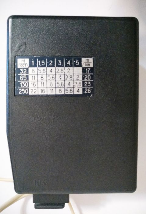 Фотовспышка СЭФ - 3 м. Вспышка для фотоаппарата