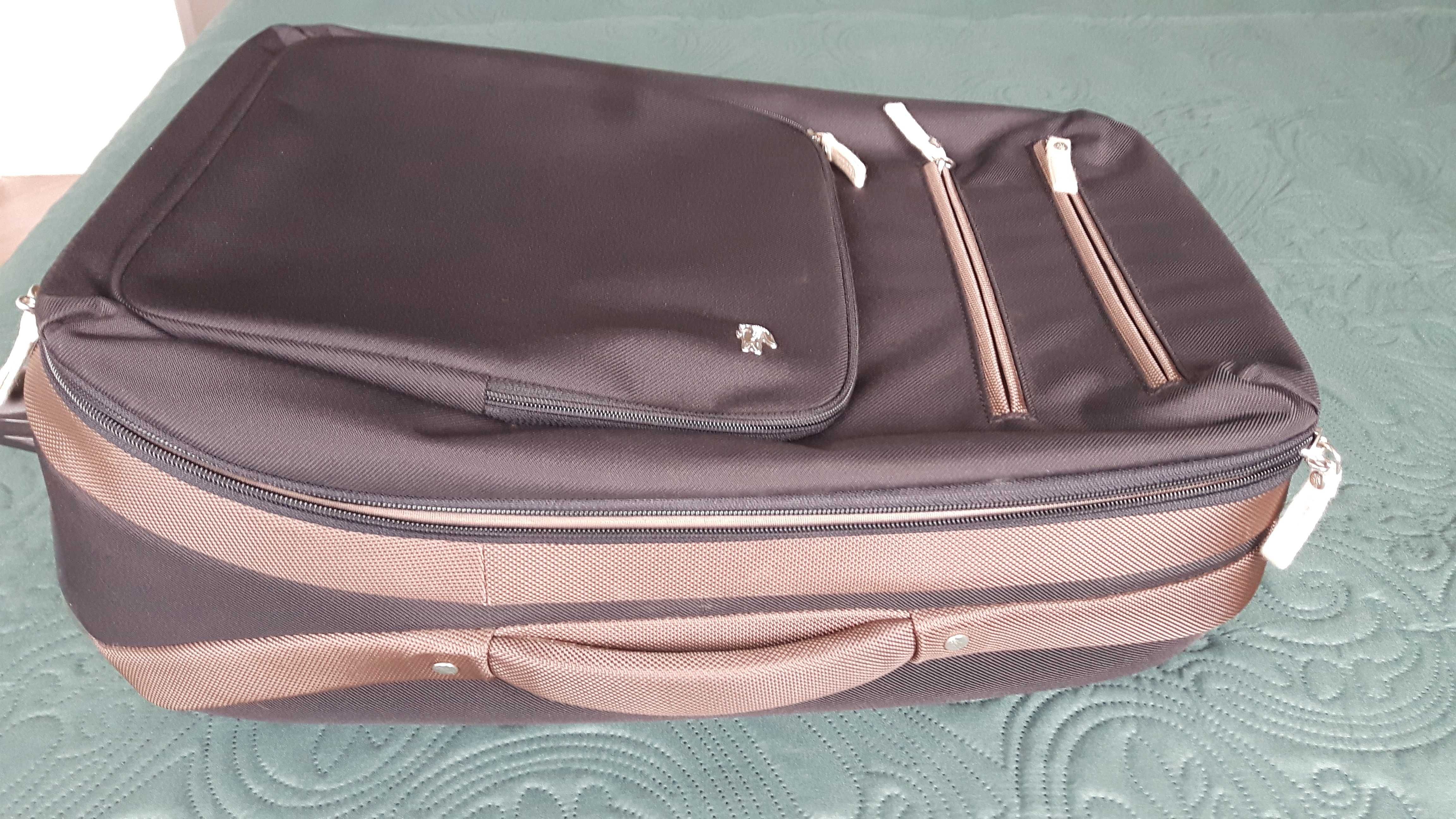 Mala de Viagem Lacoste