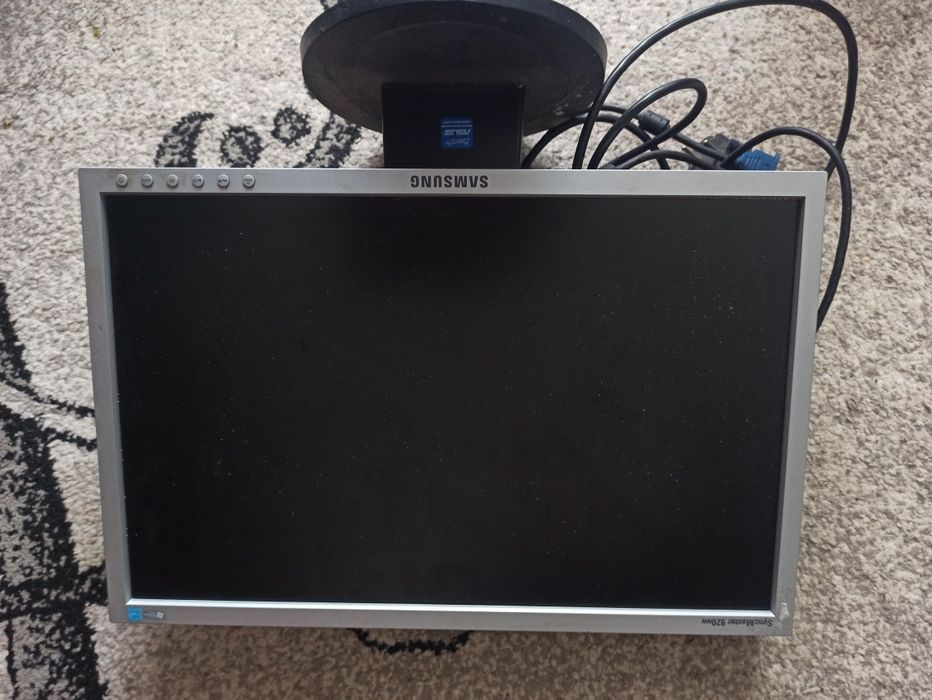 Монітор 19 широкополосний