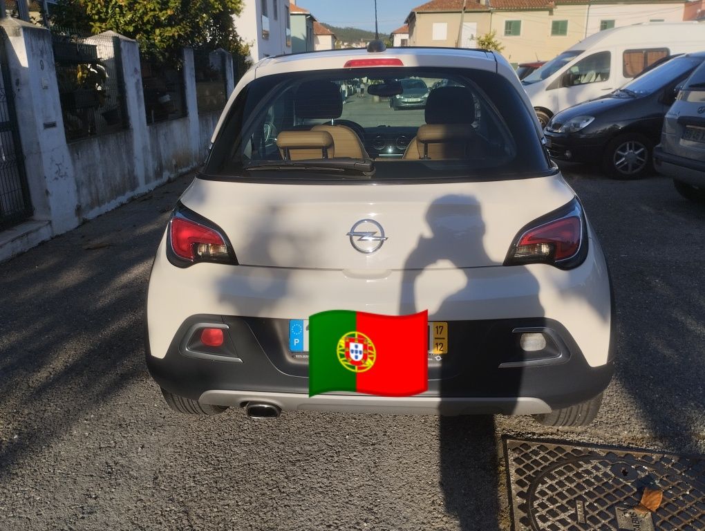 Opel Adam rocks 1.0 Turbo 115cv
