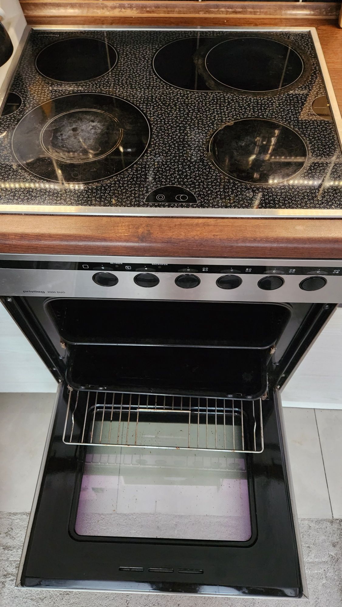 pekarnik z szafką i płytą,   Privileg 2000 DUO