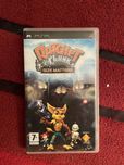 Jogo Ratchet and Clank para a PSP