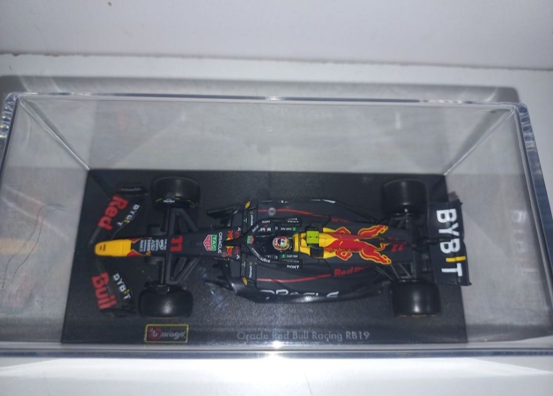 Bburago bolid F1,Oracle Red Bull Racing RB19 sezon 2023, Sergio Perez