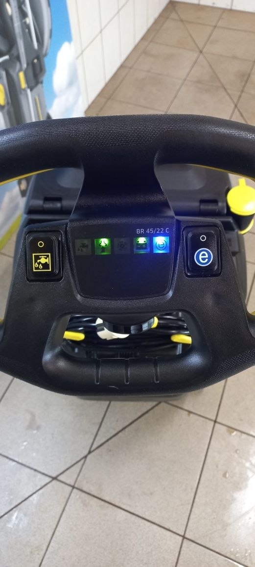 szorowarka Karcher BR 45/22 C