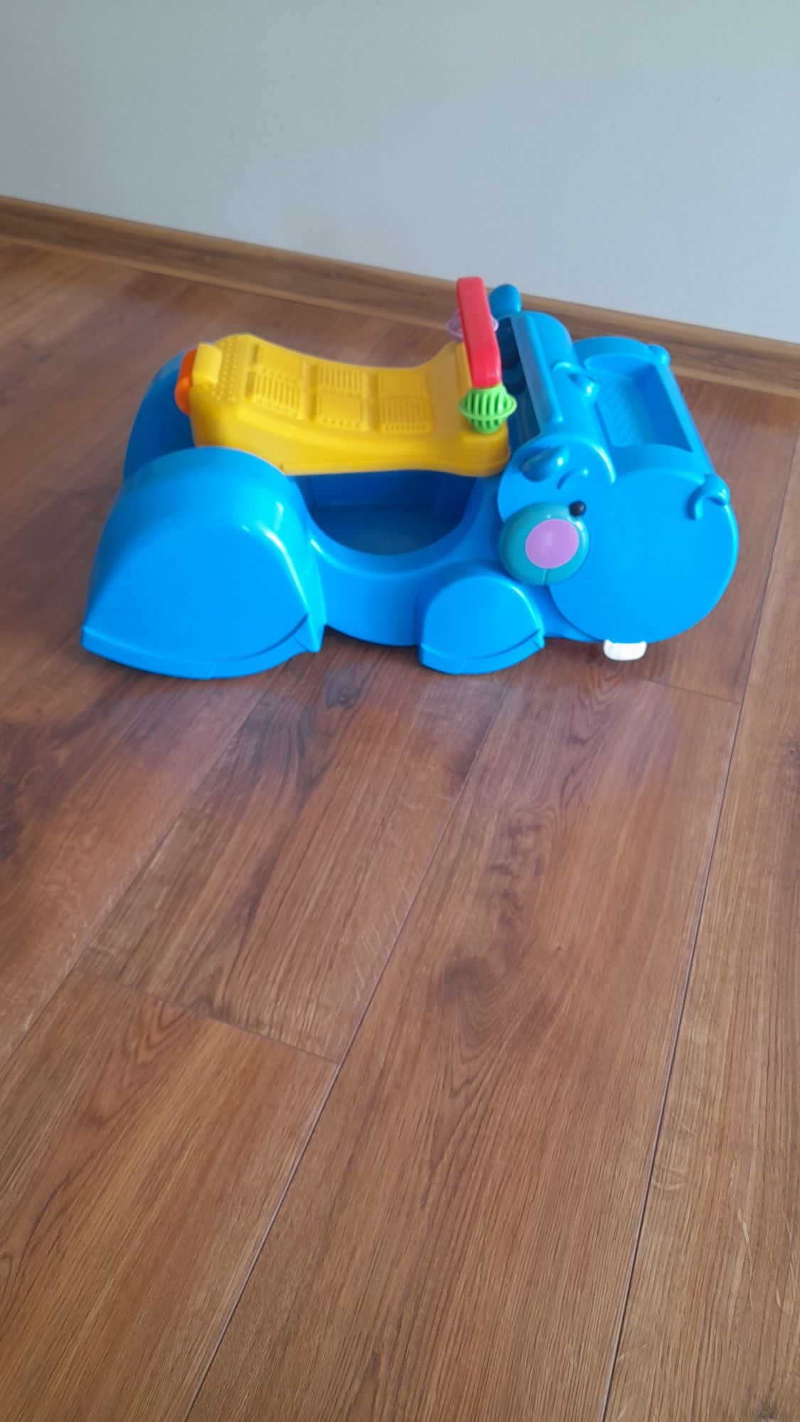Jeździk hipcio Fisher price