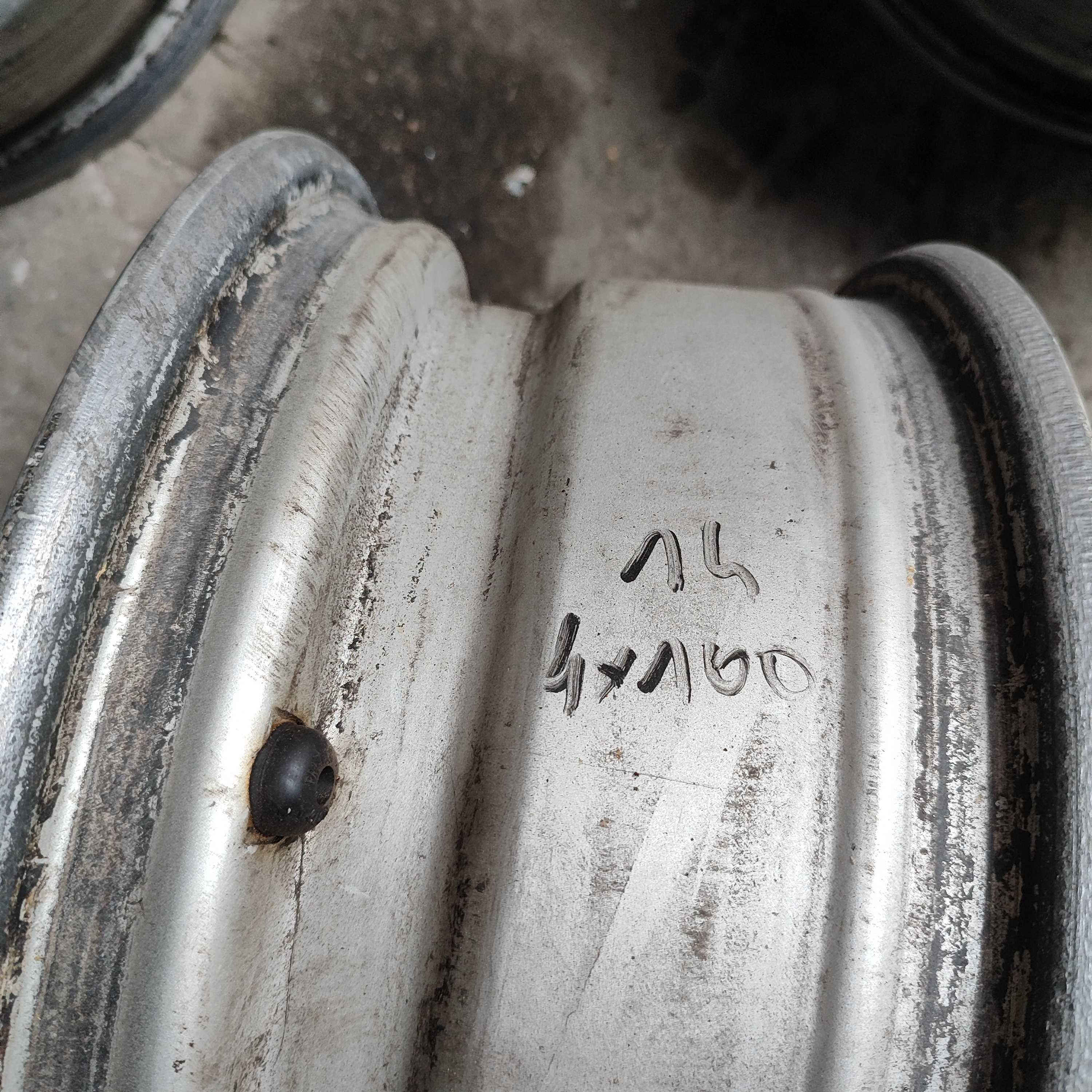 Felgi aluminiowe 14 cali 6J14H2 4x100 ET38 2 szt