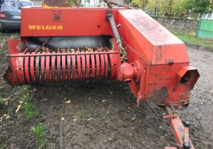 Прес підбирач WELGER AP 41 (тюковщик))