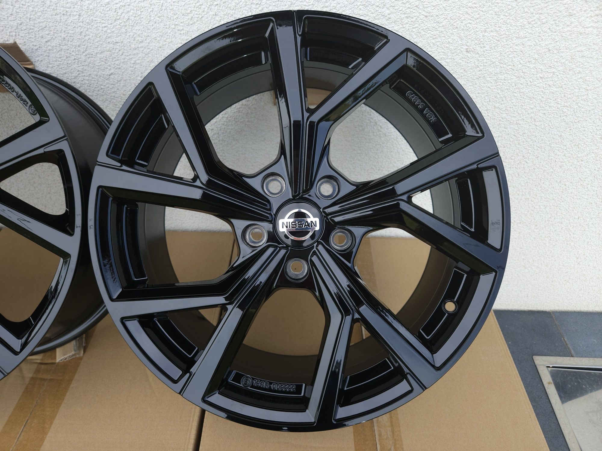 Nissan 18 " Nowe 5x114,3 Qashqai X-Trail Rogue Felgi Czarne Alufelgi