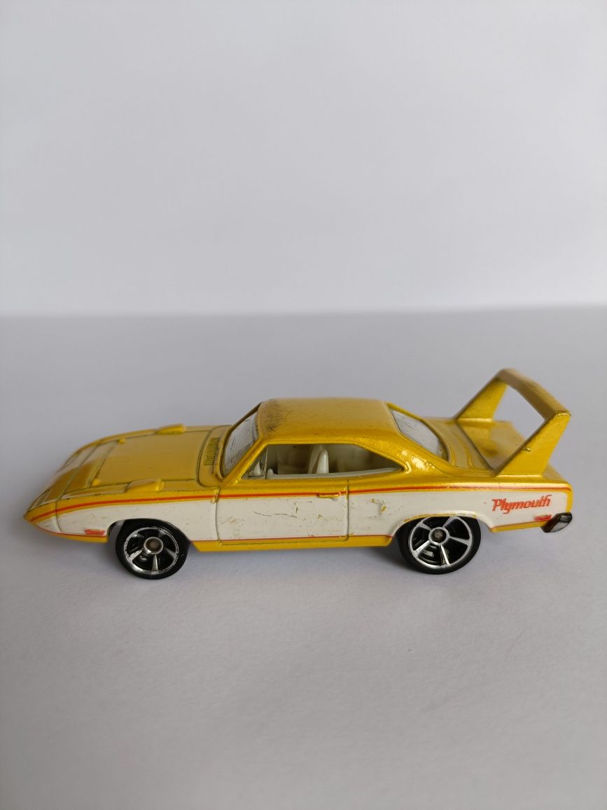 Resorak Hot Wheels Plymouth superbird