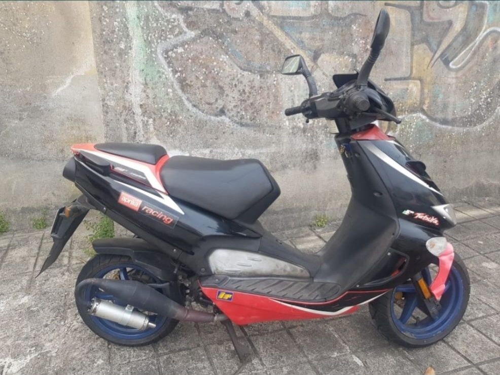 Aprilia SR racing réplica