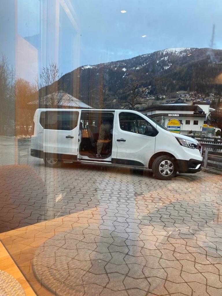 Wynajem busa 9 osobowego,przewóz osób