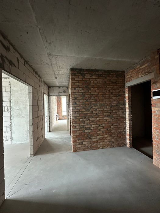 Продам 2-кімнатну квартиру в ЖК Крона Парк-2, будинок зданий