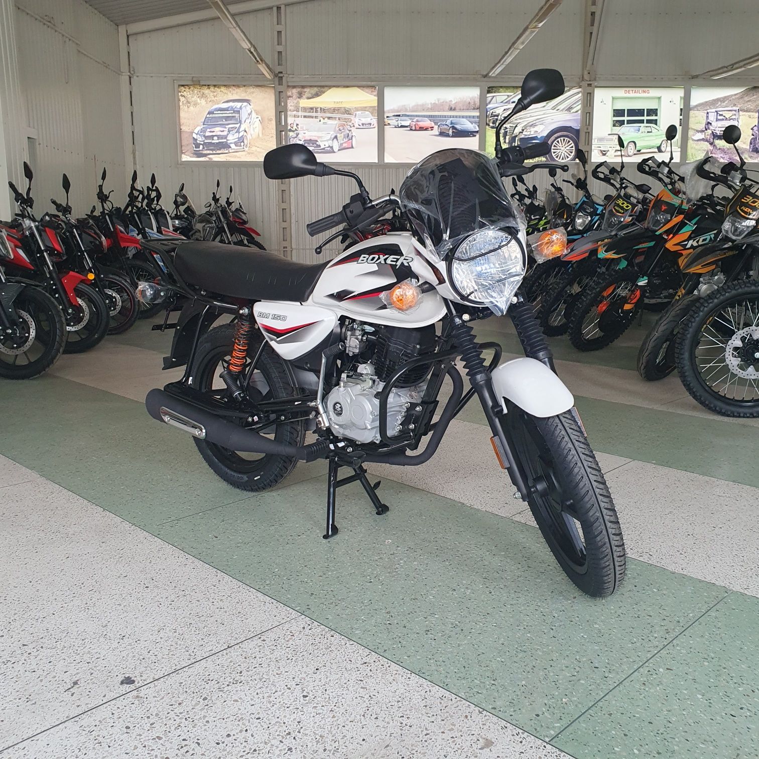 BAJAJ Boxer 150 UG
