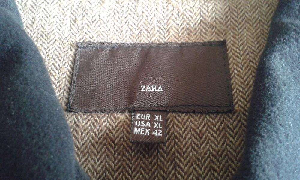 Casacos homem ZARA / STRATOS / Outra