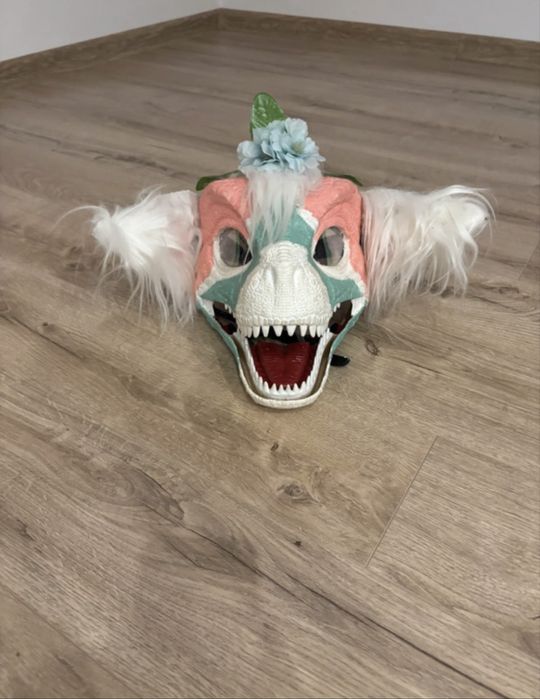 Sprzedam maskę dinozaura