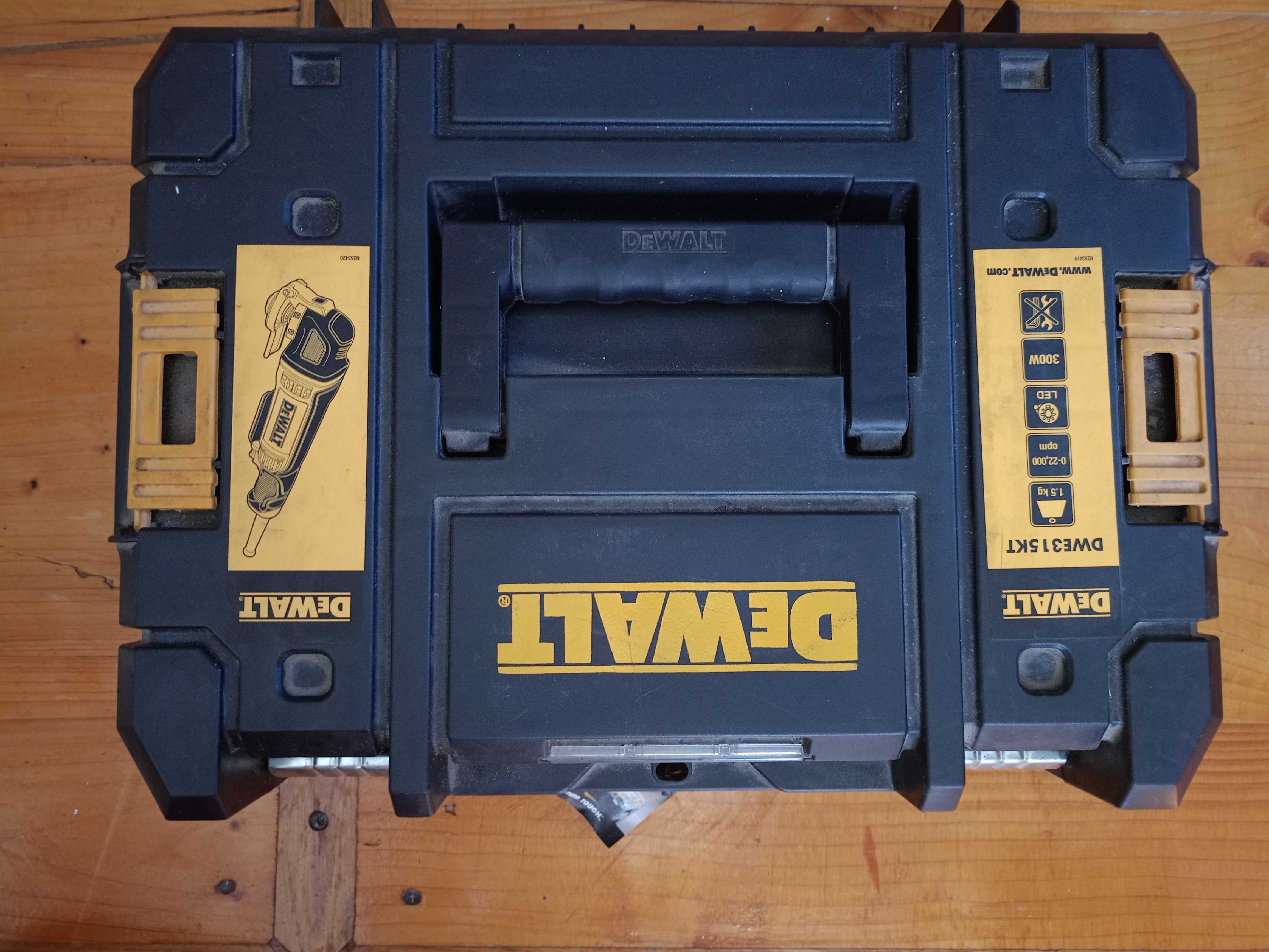 Багатофункціональний інструмент Реноватор DeWALT DWE315KT