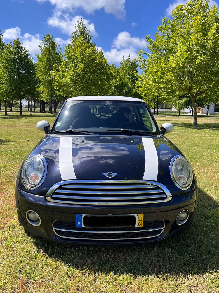 Mini Cooper D Astro Black Metalizado