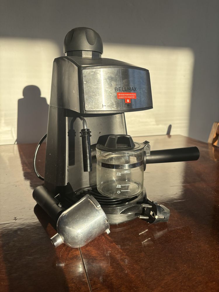 Кавоварка рожкова 2200Вт Espresso Belmax ВМ-0028