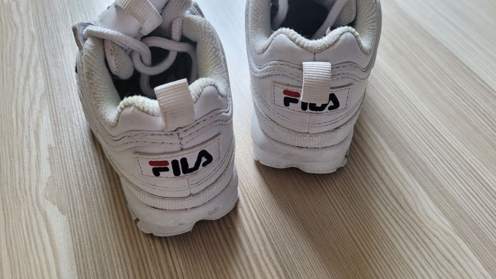 Adidasy dziecięce FILA Kolor biały rozmiar 23,5